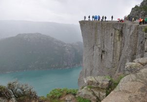 Beeindruckend schöne Wanderwege in den norwegischen Fjorden